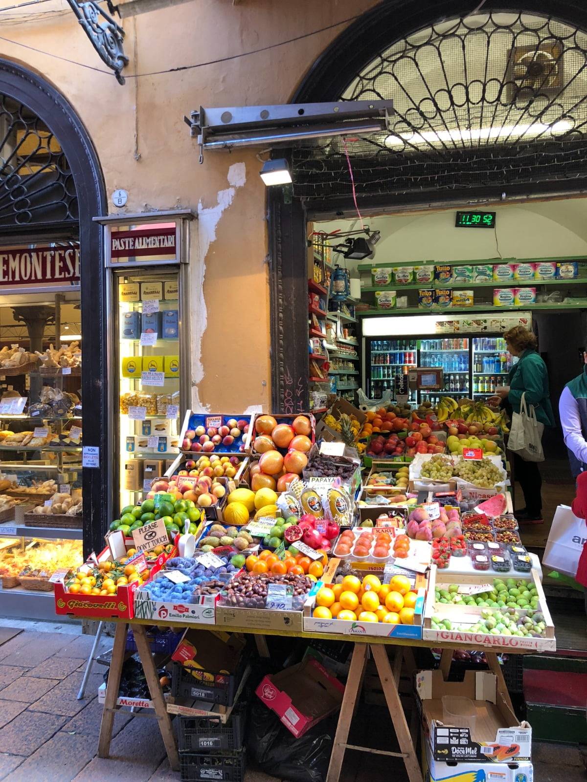 Bologna fruit shop