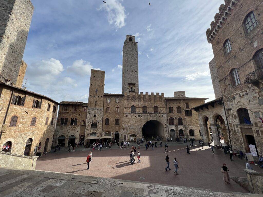 Duomo Square San Gimignano | Tuscany | Italy trip itinerary 10 days
