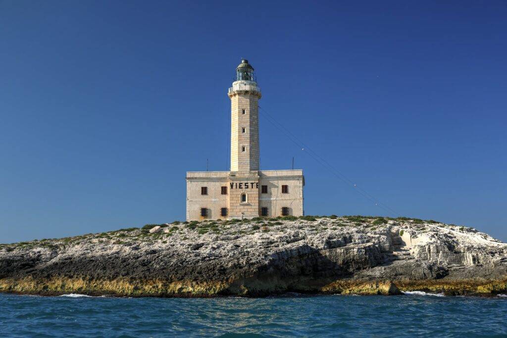 Best places to see in Puglia | Vieste | Lighthouse