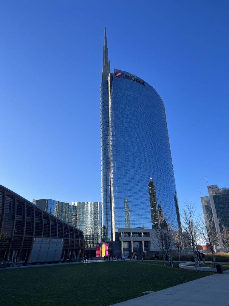 Best neighbourhoods in Milan | Unicredit Building